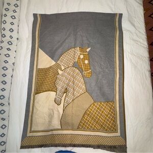 Super Soft Reversible Shawl / Wrap | Gray & Gold Horse Print | 26" x 72"